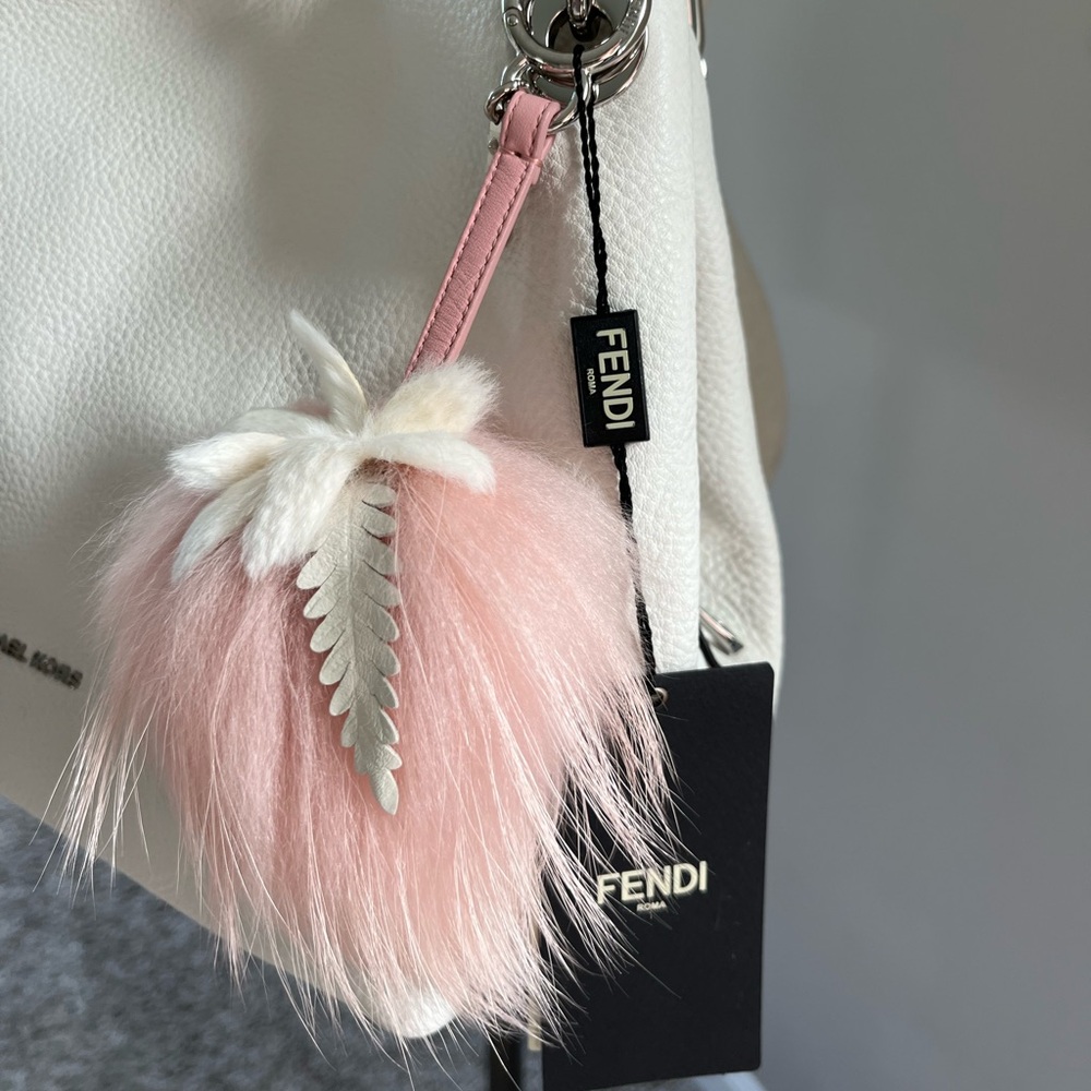 NEW Beautiful pink fur Fendi Pom Pom charm with tags and box